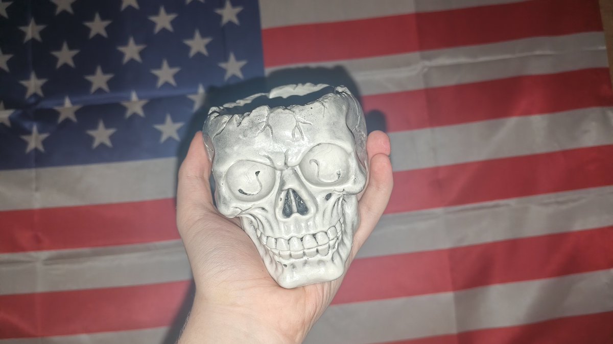 Qualtik_Divins's tweet photo. Happy Halloween🎃 https://t.co/mG2AVOJL6c