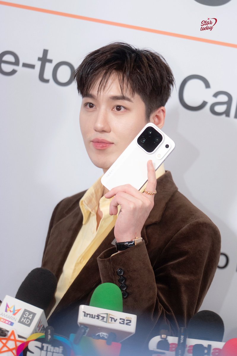 StarTodayEnt's tweet photo. ช่วงสัมภาษณ์สื่อ “ต่อ ธนภพ” ในงาน OPPO Find X10 Series Launch Event

#OPPOFindX10SeriesTHxTor
#OPPOFindX10SeriesTH
#Thanapob_lee #Tnpleeconnect https://t.co/Gss0KfCJtV