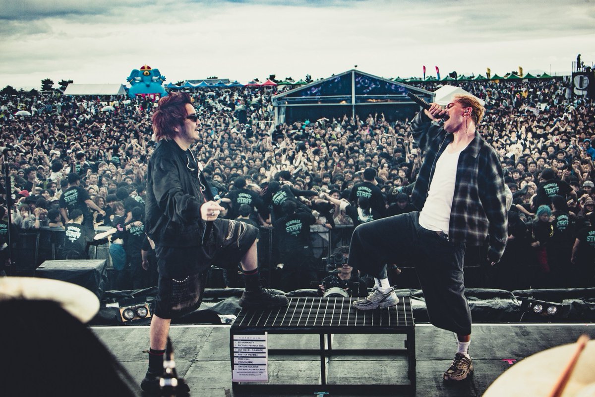 KenCrossfaith's tweet photo. ようやくハジマザのダメージから帰ってこれました。

今年も仲間の愛でこの場所に帰ってこれたよ。

皆んな本当にありがとう🫶

来年も帰ってきたいな。

Photo 1,2 @yamada_mphoto 
3,4 @_hbworks https://t.co/4gwo0ejJTd