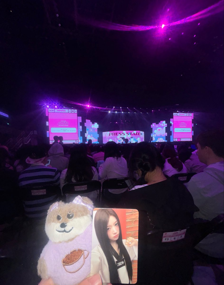 arippi__'s tweet photo. 또 가고 싶다 공주들 보고싶음 https://t.co/5n8LTVlfi3