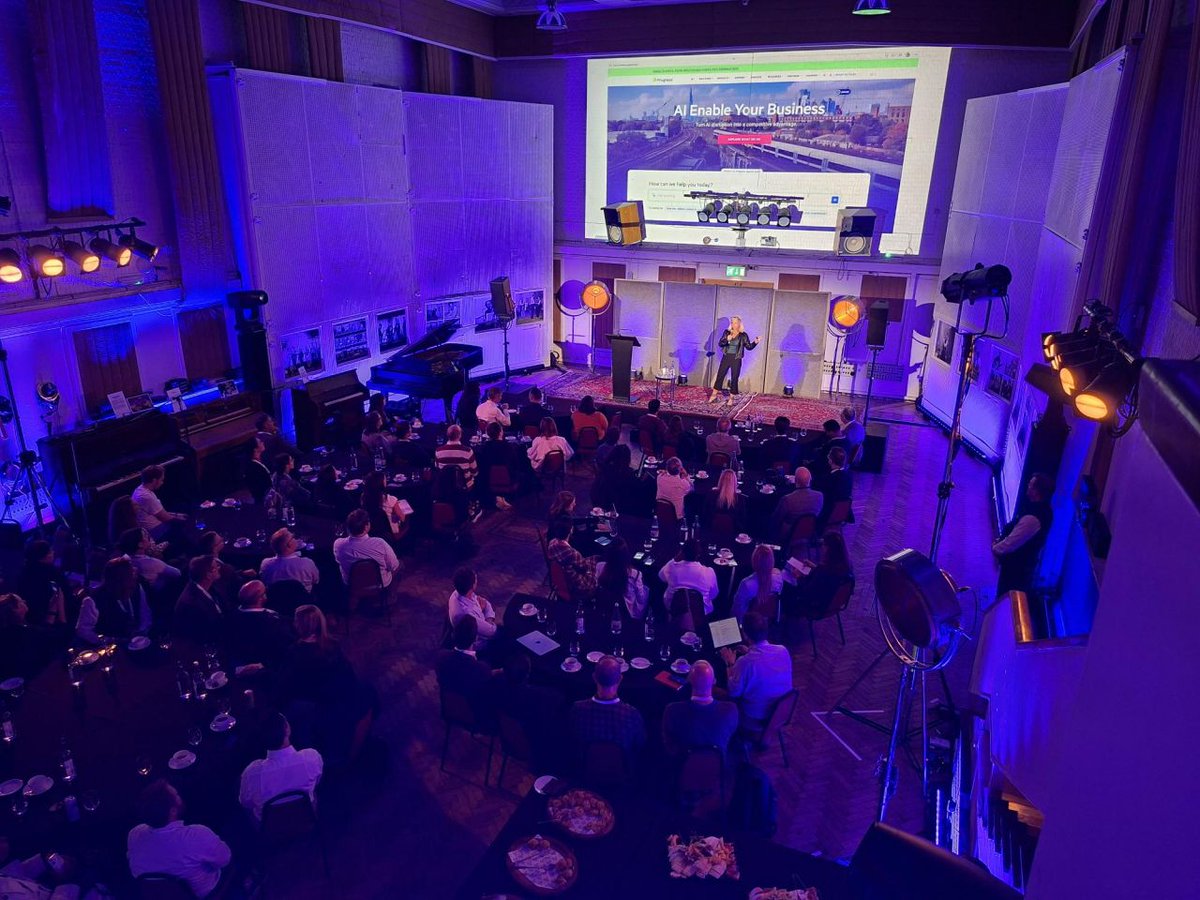 Sitefinity's tweet photo. FULL HOUSE for #MartechNEXT at Abbey Road Studios! 🎶🤩

Sara Faatz kicked off the grand finale of our 2026 World Tour, and the energy is incredible! 🙌

Martech, music &amp; great ideas – we're in for a special day! 🎸

Not here? You might be missing out! 😉💙 https://t.co/ri3tNURVOZ