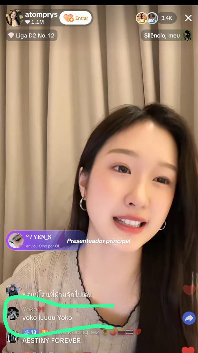 PEQUEM7owd's tweet photo. O que vocês fãs de #FayeYoko tem na cabeça?
Ate na live da Atom ,ficam perseguindo ela.
#FayeAtom #FayePeraya #AtomPrys #ThaiGL #GL #BrokenOfLove #FabelEntertainment #LoveInTheFastLane
#FAYEMILY #AESTINY https://t.co/uj2GScCLEw