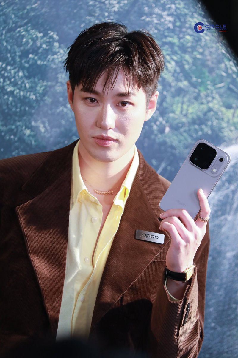 circle_update's tweet photo. “ต่อ ธนภพ” ในงาน OPPO Find X10 Series Launch Event 🤍✨

#OPPOFindX10SeriesTHxTor
#thanapob_lee
#OPPOFindX10SeriesTH https://t.co/UvtJOQXxib