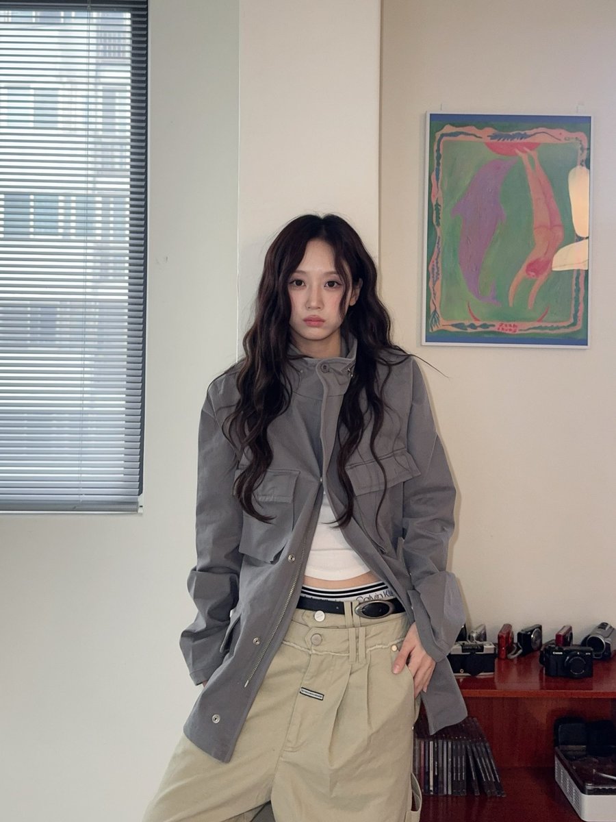 SeoriBase's tweet photo. [IG] 261027 iam_seori Update (1)

🎵 girlinblue - we fell in love in october

“Is it for real that october is almost over?”

https://t.co/Ip6vk2JbAK

#서리 #Seori https://t.co/tfF6oJj5xL