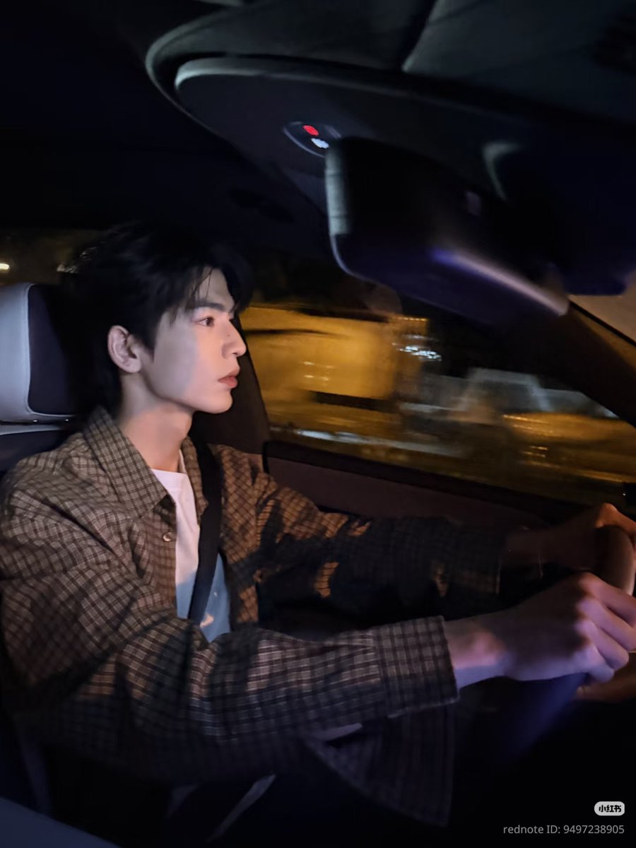 everydayzlh's tweet photo. •102726• zlh studio xhs update 🪐

studio shares new pics of #zhanglinghe 🚗📸 https://t.co/XBiS2BB56O