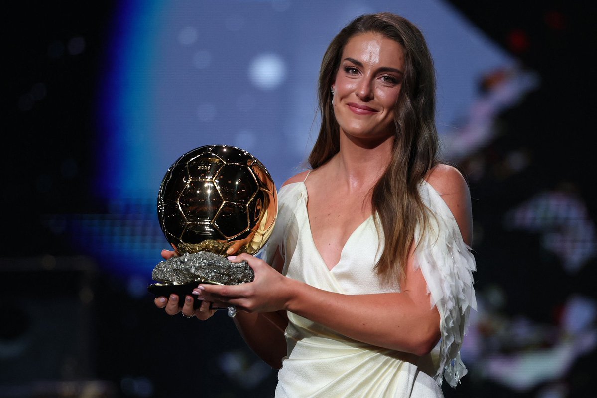 katculer's tweet photo. mind you harry kane gave a speech for 20 minutes and no one complained while Alexia (GOAT) wrapped it up in 10 minutes and they’re talking about “women talk so much” i hope anyone who thinks like that dies ❤️ https://t.co/hl2uGEPaFT