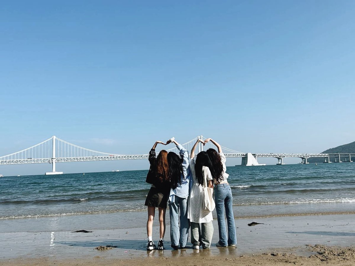 Hearts2an's tweet photo. 염.병.천.병.

네?

니네 이름 https://t.co/2hPpTcj4Ne