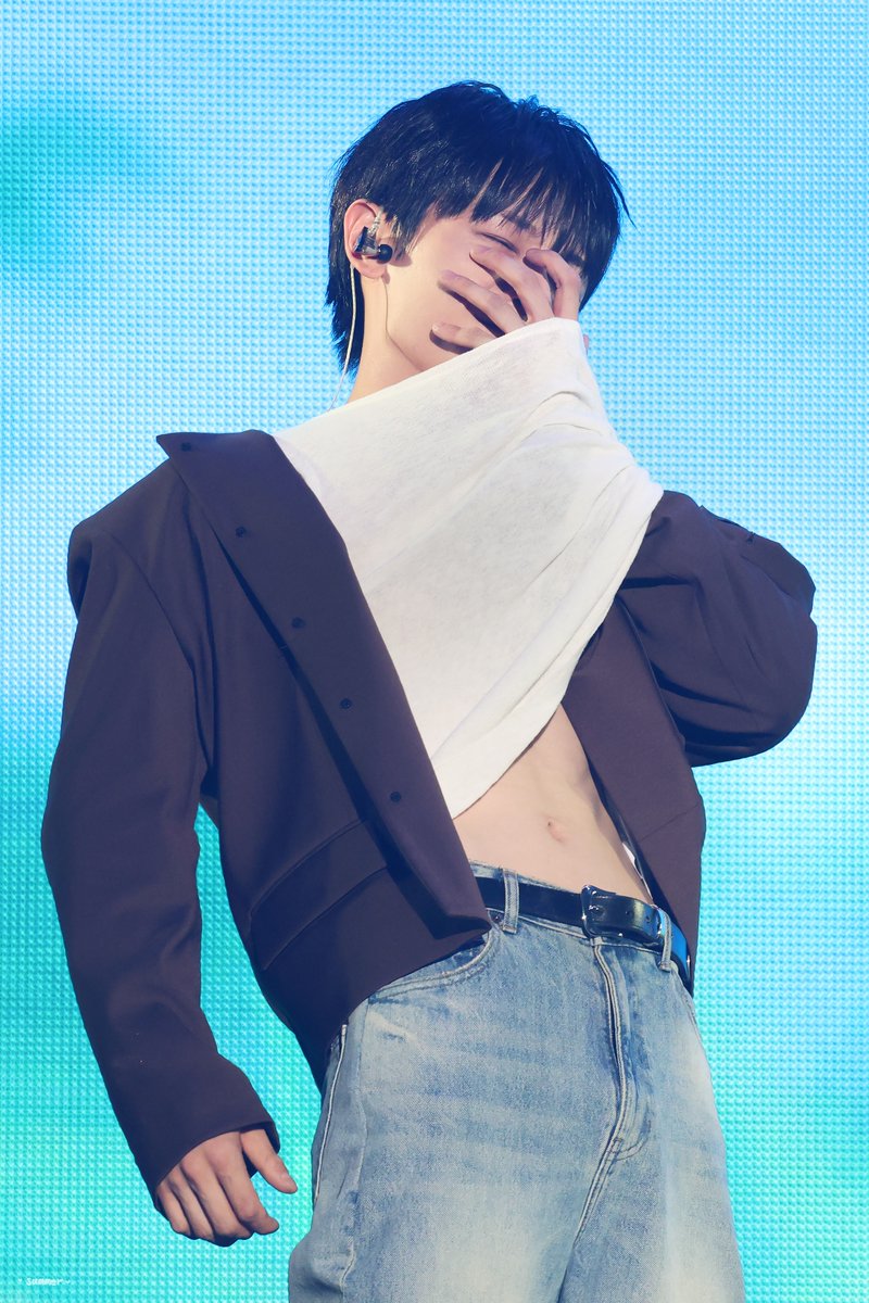 To__mysummer's tweet photo. 261024 루시 아일랜드 앙콘 중콘 #신예찬 #루시 

😳 ..... https://t.co/jIiLSh6KO3