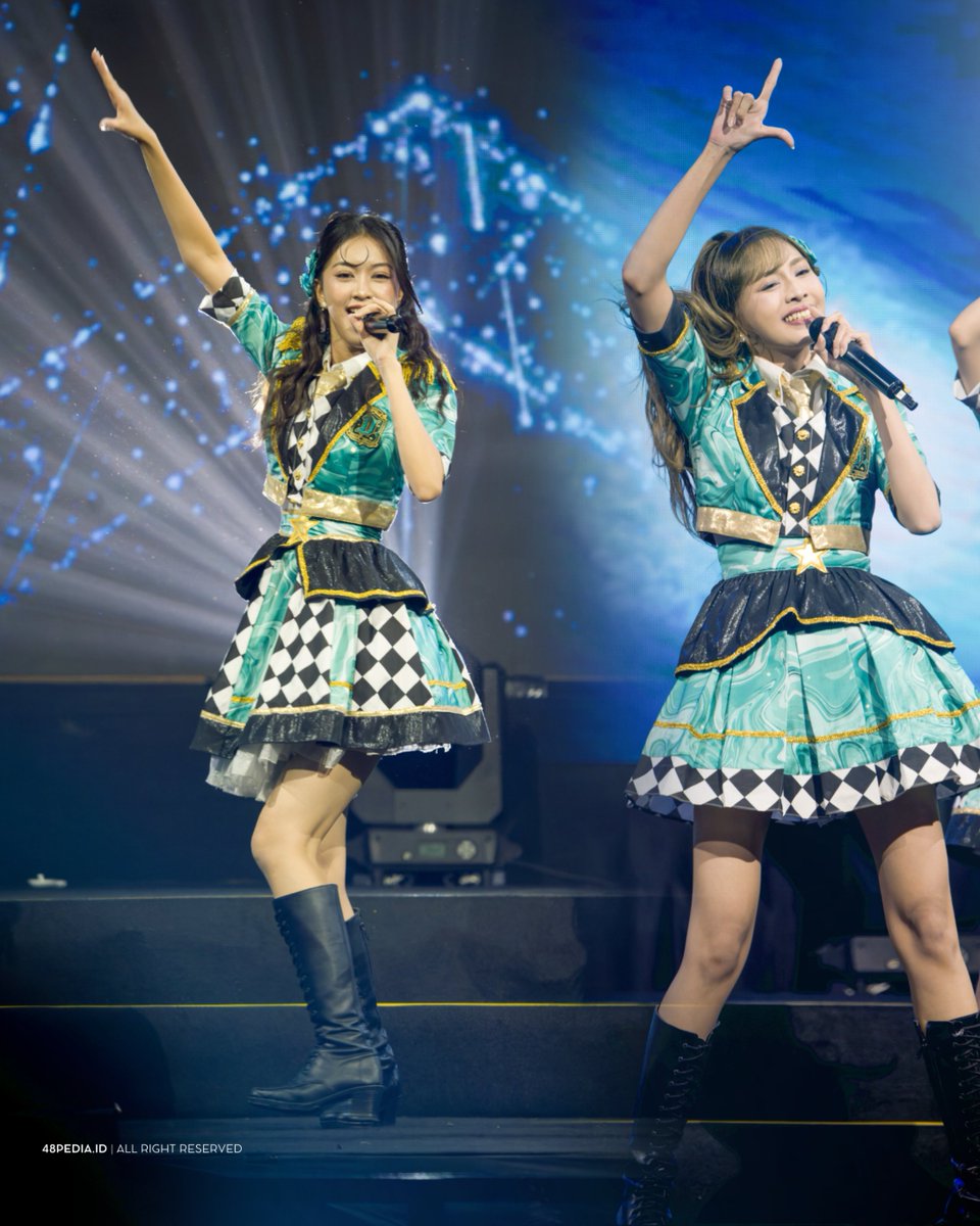 48pedia_id's tweet photo. Greesel, Gita, Freya at MnG JKT48 Ayo Senyumlah https://t.co/S4uwthXjku