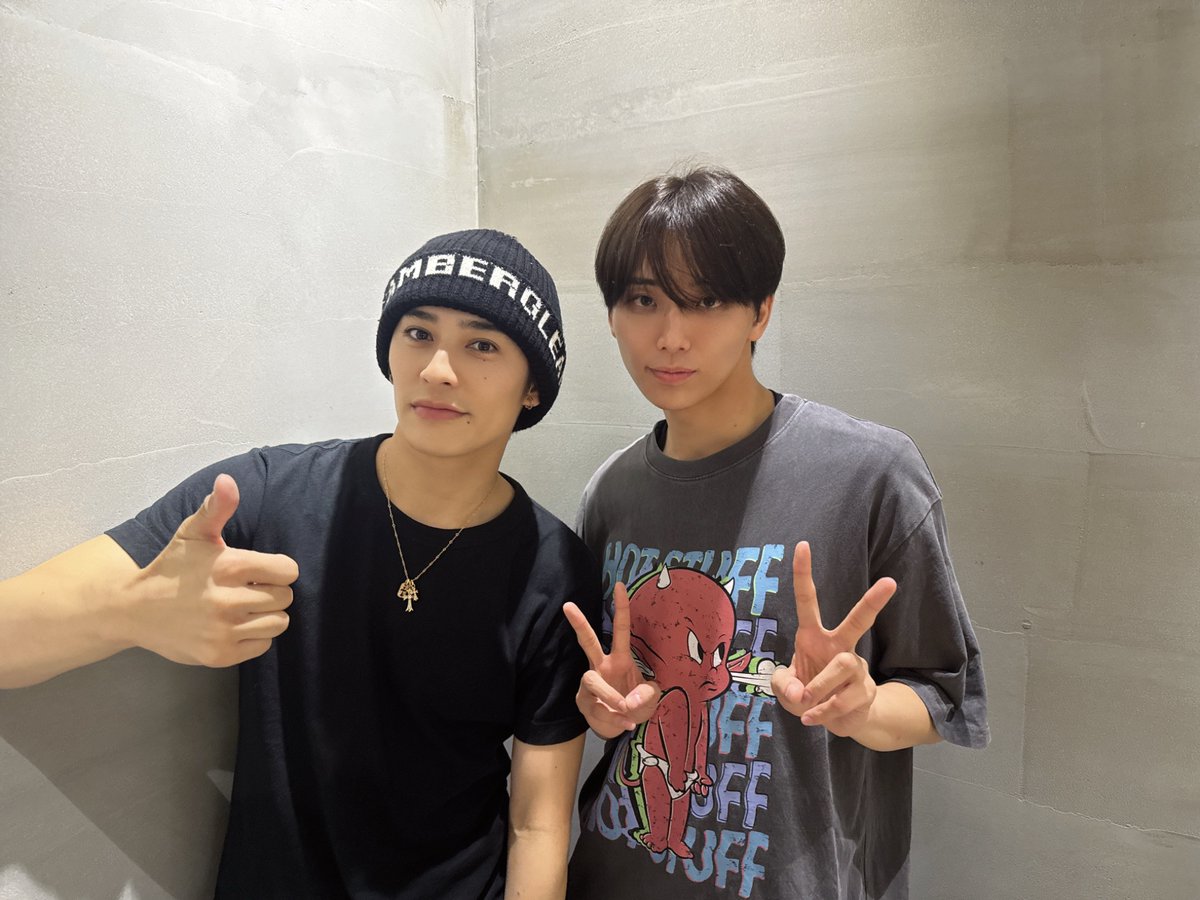 fmosaka851's tweet photo. 🪩ONE N' ONLYの夜ふかしナイトフィーバー！🪩
🗓️10/27(火)25:00〜
🗣️ONE N' ONLY #TETTA #HAYATO

#夜ふナイオンリー 🚨

TETTAの新コーナーより、
オープニングトークが濃すぎて👮🏻‍♂️

📻リアタイ
https://t.co/o9gCwcCsmZ

📌メンシプと✉️
https://t.co/20JoHpo3CO

#ONENONLY #ワンエン #FM大阪 https://t.co/aReux3YA6w