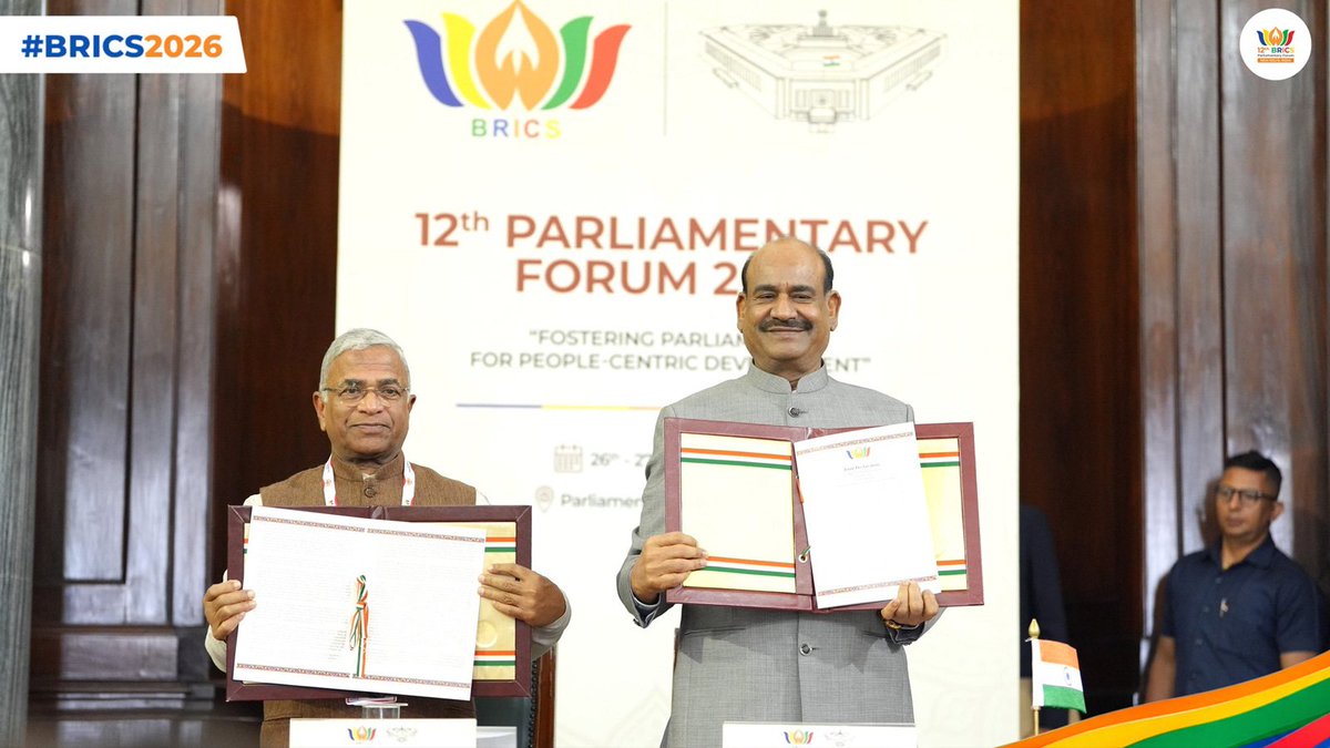 DDNewslive's tweet photo. BRICS Parliamentary Forum adopts joint declaration; condemns Pahalgam attack, seeks UNSC reforms.
Read More: https://t.co/yjYRlnqbuG
@BricsIndia2026 @harivansh1956 #ParliamentaryForum #JointDeclaration #PahalgamAttack #UNSC https://t.co/2f336Z5MXk