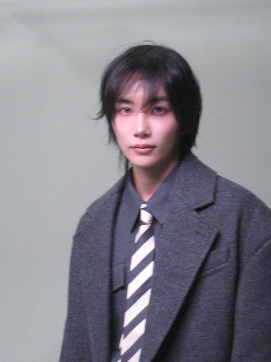 updatingsvt's tweet photo. [XHS] 261027 JEONGHAN

😇: 📸

#JEONGHAN #정한 https://t.co/ntR3a2BwZu