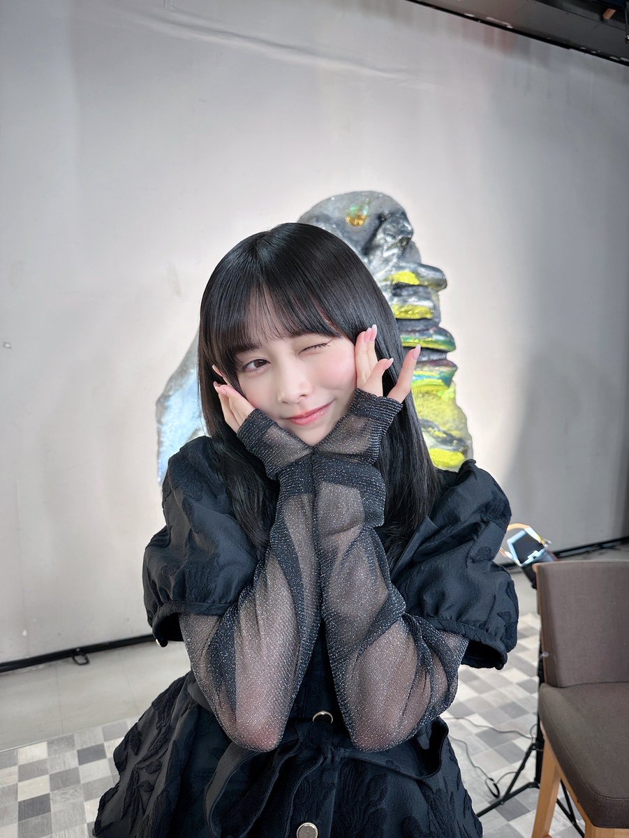 nogizaka46's tweet photo. 本日10月27日(火)24:00～、
TOKYO MX「小峠英二のなんて美だ！」に、
#池田瑛紗 が出演します🍽️

テーマは''カレー''🍛
皆さま、ぜひご覧ください😋

https://t.co/BNeQzZkqsO

@nantebi_da 
#なんて美だ
#乃木坂46 https://t.co/MOt0Khy3bS
