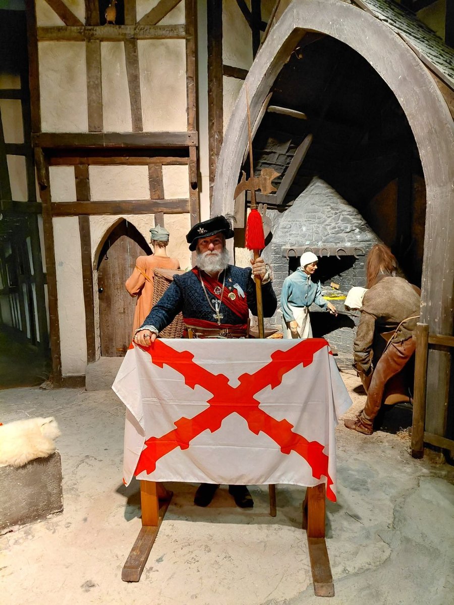 IrlandaTercio's tweet photo. Sharing the story of the Spanish Irish Alliance here at Kerry County Museum. There's a great and growing interest in this relationship and how it can help us and inspire us today.

Viva España. 

En Cristo, 
Capt. Conchobhar Ó Súilleabháin 
Tercio de Irlanda. https://t.co/lcAsJQLbXU