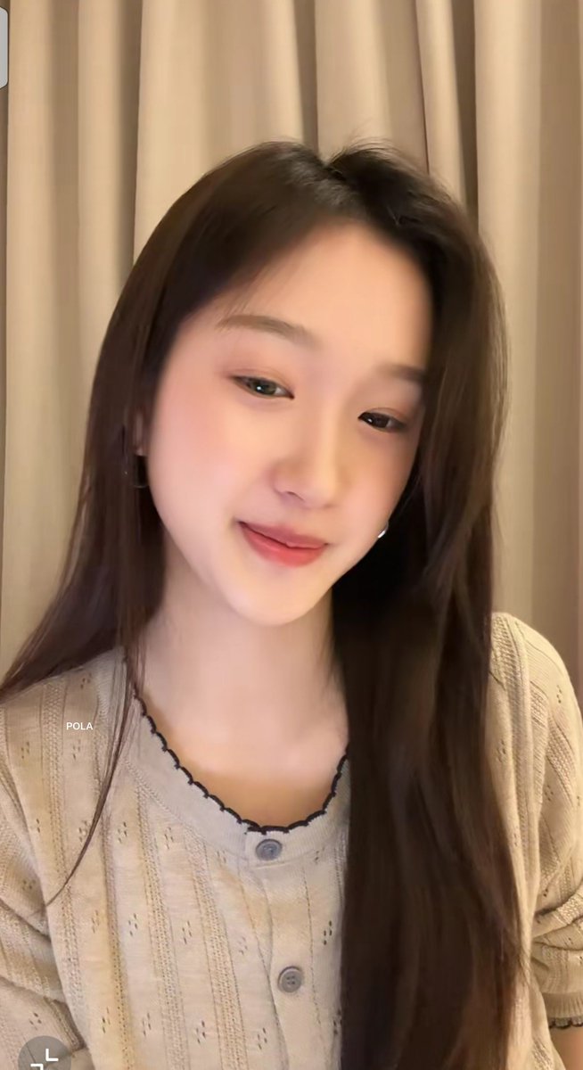 itsme_polaaa's tweet photo. She's soooo beautiful!! 😍
Thankyou for the live our talented girl.
#Atompariya
#Aestiny https://t.co/wQeYgQhbsa