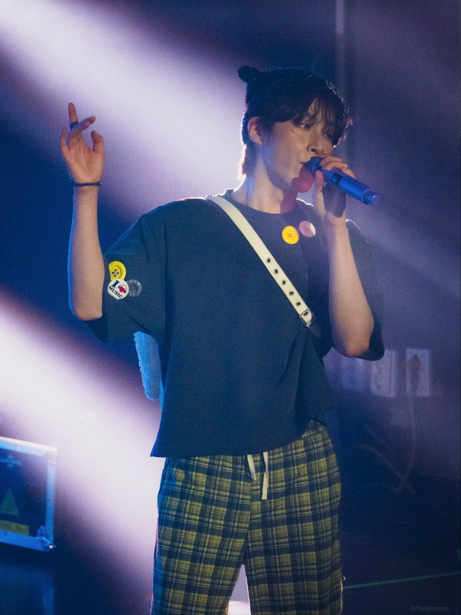 froggimingki's tweet photo. 261025 풀문 콘서트 (DAY 2)

가자~~~

#원어스 #ONEUS #시온 #XION https://t.co/5KMMnY1JT6