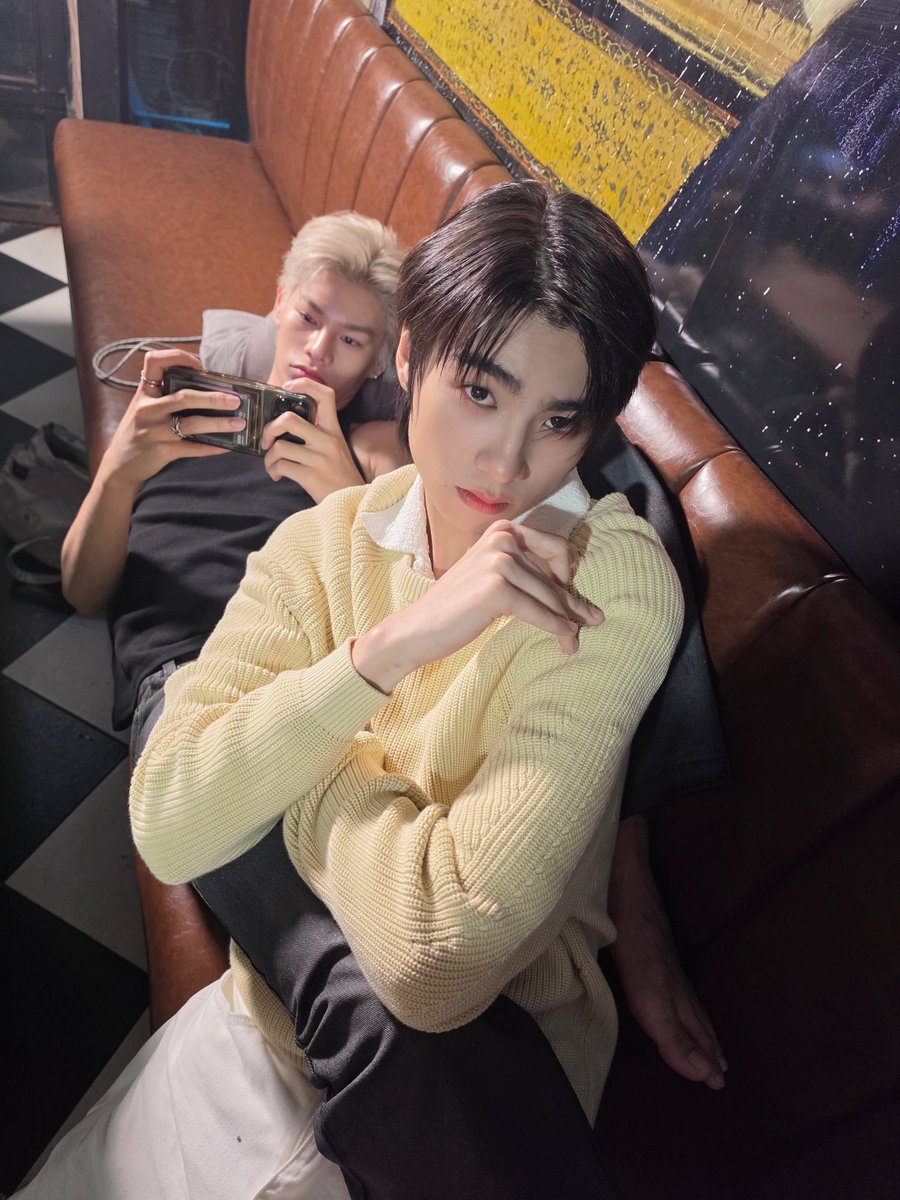 TheCrowClubTH's tweet photo. สบายมากมั้ยค้าบบบ 🤭👾🎮

The Crow Club Q35

#อีกาสมาคมQ35 https://t.co/XoWO0ckwRG