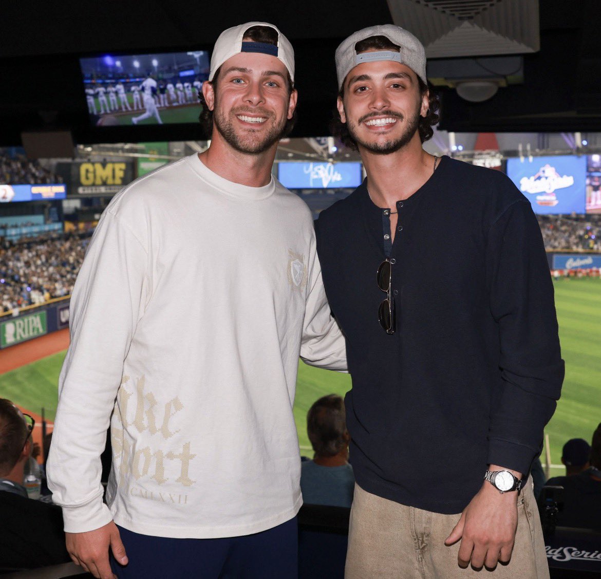 offcampusseries's tweet photo. Antonio Cipriano at Game 3 of the World Series https://t.co/7oIN88A0bn