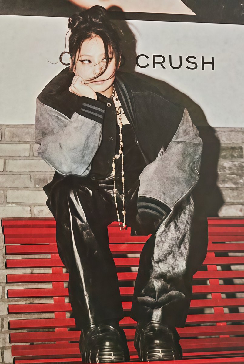 theresonlyclouz's tweet photo. 太蚣了 从没见过浑身上下这么蚣能量的女人 https://t.co/R0D14awHfT