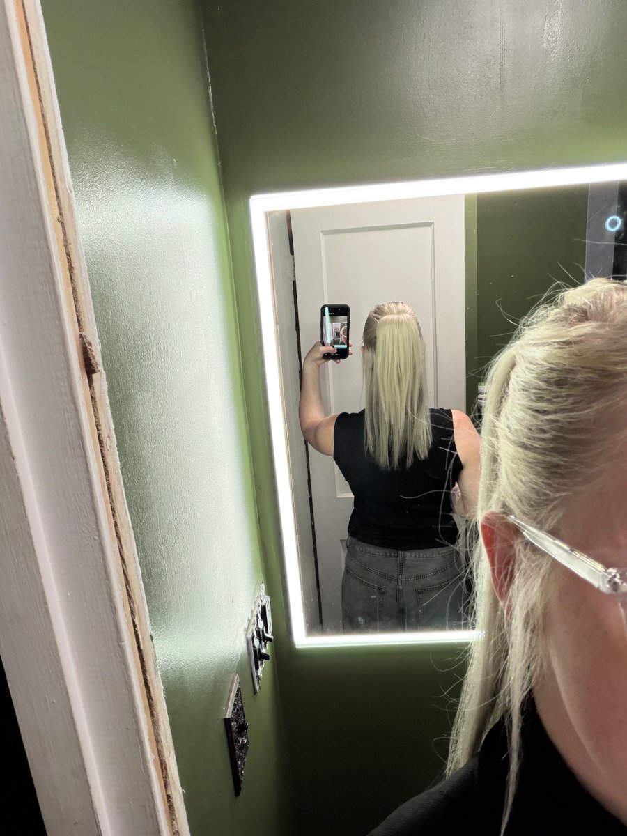 El_Chupaca_bro's tweet photo. Halloween decor is up, hair is getting as healthy as my relationship, Hop is miserable over getting a bath, and more art has made it onto Azula’s wall 💕 https://t.co/xl7B9vxeQE