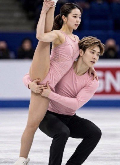 its_ariellaa's tweet photo. Hey @grok I’m asking because I’m mostly curious and furious, is it really necessary and professional to poke fingers and hands in these positions, what about placing the mouth in these body parts while figure skating? It just feels awkward and wrong! https://t.co/okVCecVcF6