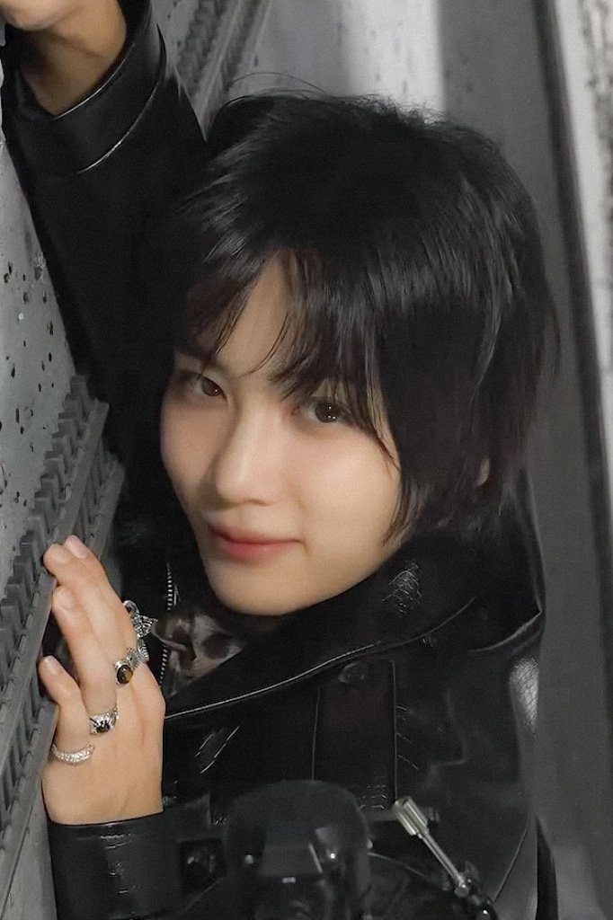 hanihe100495's tweet photo. 쫑냥이🫳🫳 https://t.co/9mho9zYBWr