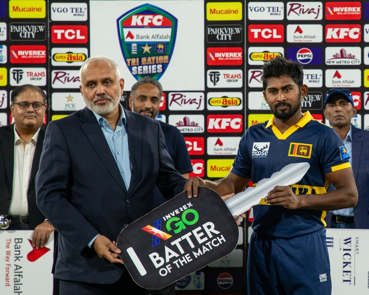 TheRealPCB's tweet photo. 📸📸

#PAKvSL | #CricketKaJashan https://t.co/kRTYlhcKZ5
