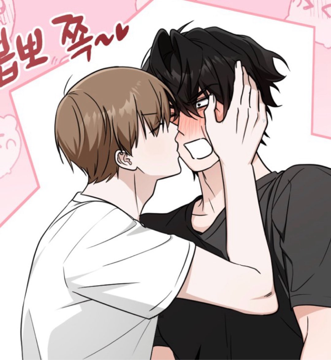 jigubl's tweet photo. virtual strangers days are back!! 
yeowoon being all clingy with jigu is everything to meee ahjdks 😭💗 ‘my jigu is so smart~’ https://t.co/Qg3P7SkmGR