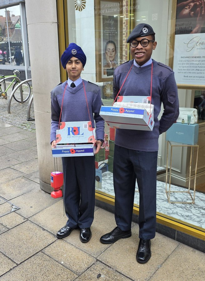 PaulEmbery's tweet photo. The hardline ethno-obsessives would repatriate these young lads to God-knows-where. I think we should embrace and applaud them. (And, thankfully, I think most British people would agree.) https://t.co/1huVCGv3Ji