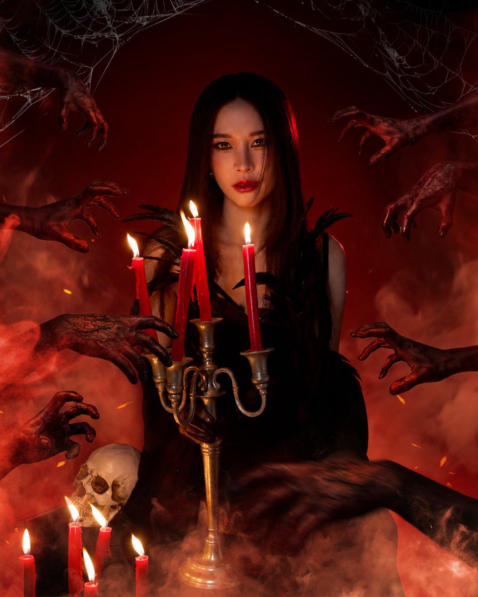 Puinoonwrsr's tweet photo. Under my spell, darling. 😈🖤
ไม่ต้องท่องคาถา แค่มองตาก็พอ กลัวปอนอมั้ย 5555555555555 

#ปุยนุ่นวรางค์ศิริ
#Puinoonwrsr
#HalloweenDay 
#DevilInDisguise https://t.co/rGL7hZOzfi