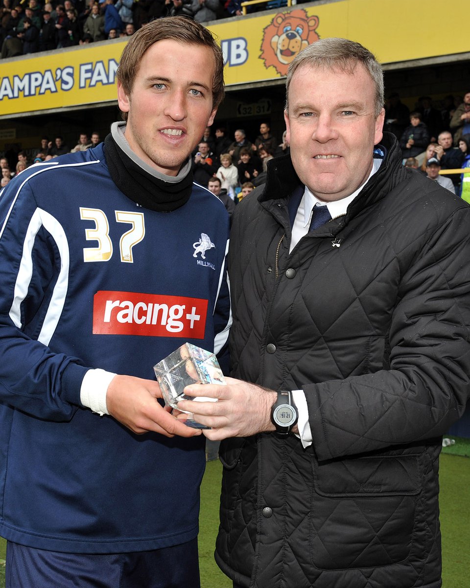 MillwallFC's tweet photo. A man who would've been proud to see this moment...

🙌 Harry gave a mention to the late Kenny Jackett in his Ballon d'Or acceptance speech last night. https://t.co/rRmQxNsQUa