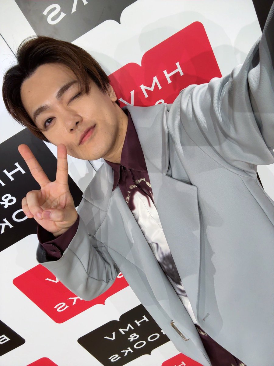 Ryoki_N0826's tweet photo. 「2027年カレンダー 発売記念イベント in大阪」

皆様ありがとうございました。
いろんなお話しできてよかったねぇ。楽しかったねぇ。

東京も開催予定でございます。またいろんなお話ができたら楽しいねぇ。

エネルギーチャージできました。おしごとがんばるぜ。 https://t.co/02FMp0EQG1