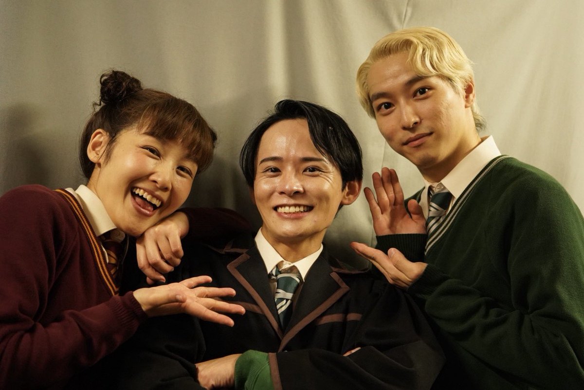 minato_komusubi's tweet photo. 本日もありがとうございました！
色々ごちゃ混ぜの組み合わせで、終始とっても新鮮な気持ちでした！

アルバスはまた2ヶ月後！！！

#ハリポタ舞台 
#呪いの子 https://t.co/nTyViE7N2M