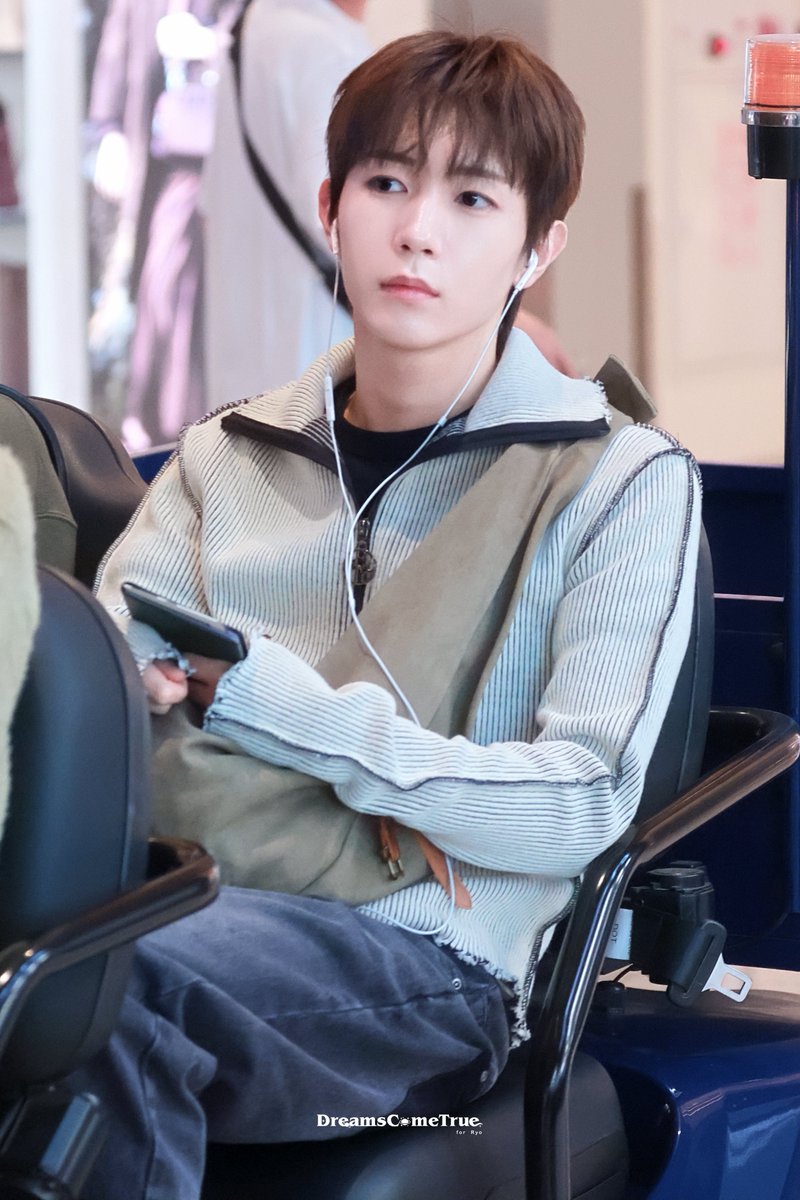 R0804dct's tweet photo. 261027 TPE

#료 #RYO #リョウ
#NCTWISH #엔시티위시 https://t.co/J6cMfxUb0a