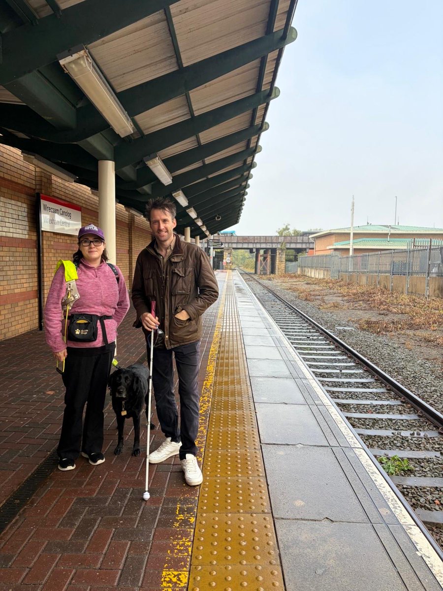 SamRowlands_'s tweet photo. Great to meet Rachel Jones from @RNIBCymru and her Guide Dog, Flick, recently in Wrexham. As we walked, I wore goggles simulating a visual impairment. 

After experiencing some of the everyday challenges for those with sight loss, I’ll continue to push for greater accessibility. https://t.co/8vY7nRbHwH