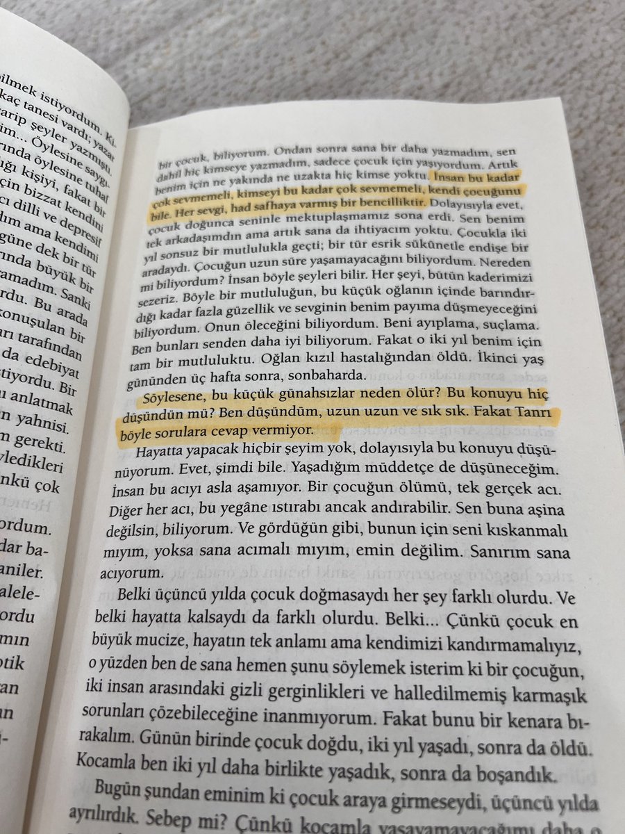veraaa46's tweet photo. Günün birinde uyandım,yatağımda doğrulup oturdum ve https://t.co/zNSbB0PhKtık en ufak bir acı çekmiyordum ve birden, doğru insan diye bir şeyin olmadığını idrak ettim. Ne yeryüzünde ne cennette.Öyle biri, öyle tek bir kişi yok… https://t.co/rJLPQ65Yij