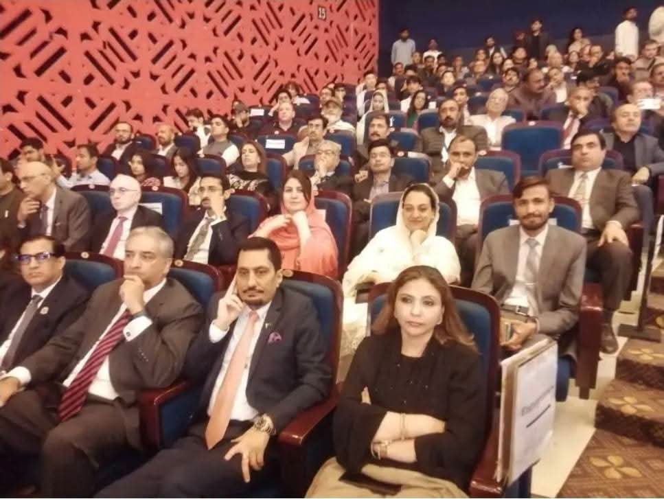 FaisalZahidPO's tweet photo. 🇵🇰🇨🇳 Inauguration of the China-Pakistan Information Corridor (CPIC)

#CPEC #China #Pakistan #ForeignPolicy #AttaullahTarar   #PakistanChinaFriendship  #MediaCooperation #islamabad #ChinaTravel #instagram #spokesperson #InternationalNews #information #cpic #embassy https://t.co/2hALHmw4aU