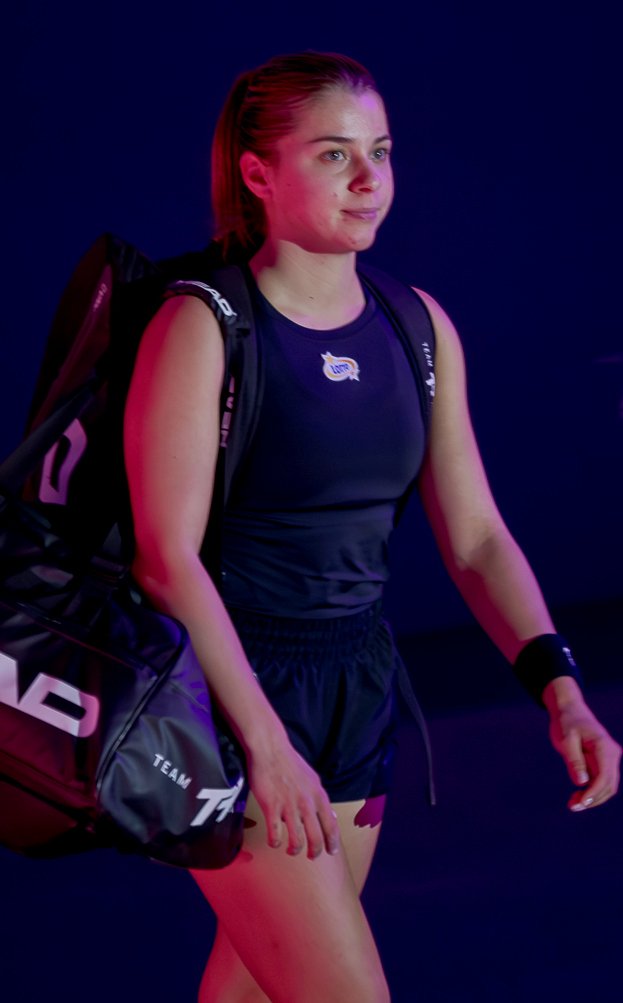 predictionist_'s tweet photo. Maja Chwalinska hurt her left thigh on the way to the Wuhan Open title. It still hasn't healed, so she pulled out of the Pan Pacific Open in Tokyo on day one.

Defending champion Belinda Bencic went the same day, and her season is over. https://t.co/nZwWrjlkln