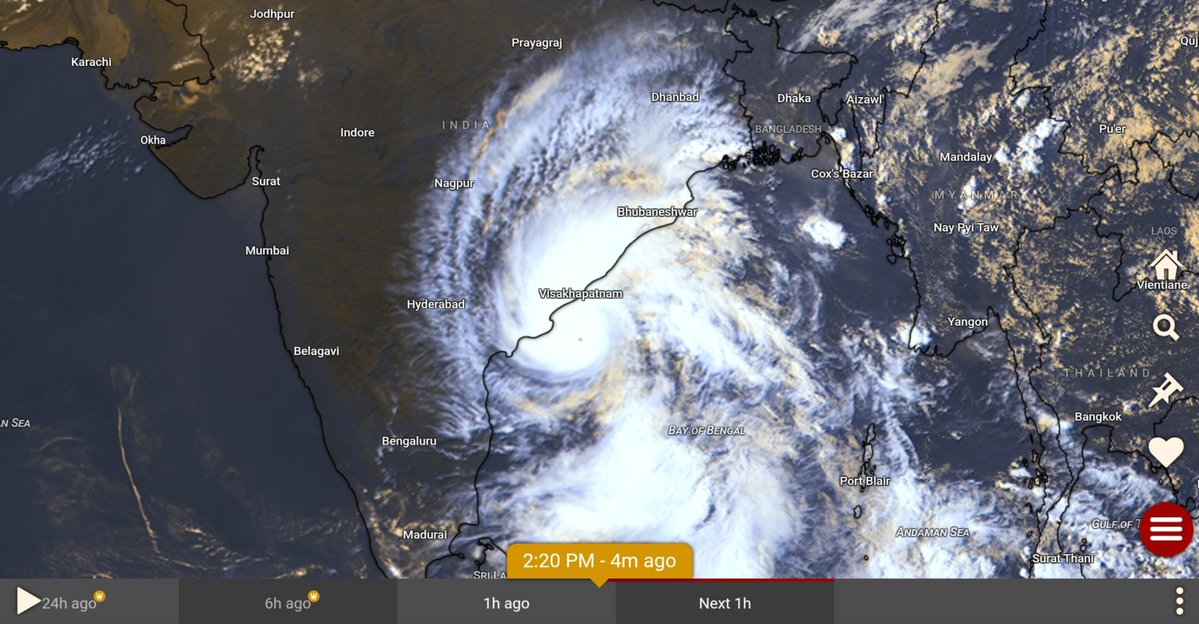 AgrimUPWX's tweet photo. Cyclone Arnab is now equivalent to Category 4. This is a pure monster, with wind gusts over 200 km/h

Next 36 hours will be serious for North AP, including Vizag, Srikakulam and South OD

Landfall expected around early morning

If you live in the region, remain highly vigilant! https://t.co/hsvGfyDbZL