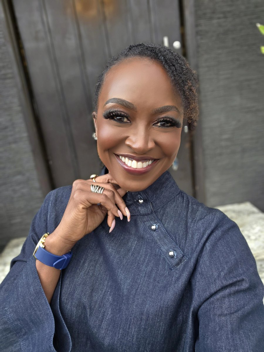 HenshawKate's tweet photo. Tuesday Selfie 🤳 💙
Comment with yours under the post...
Let's have it..😉
Have an amazing day ahead my authentic X family ❤️ 🙏🏽 https://t.co/5xfn7OoFJ0