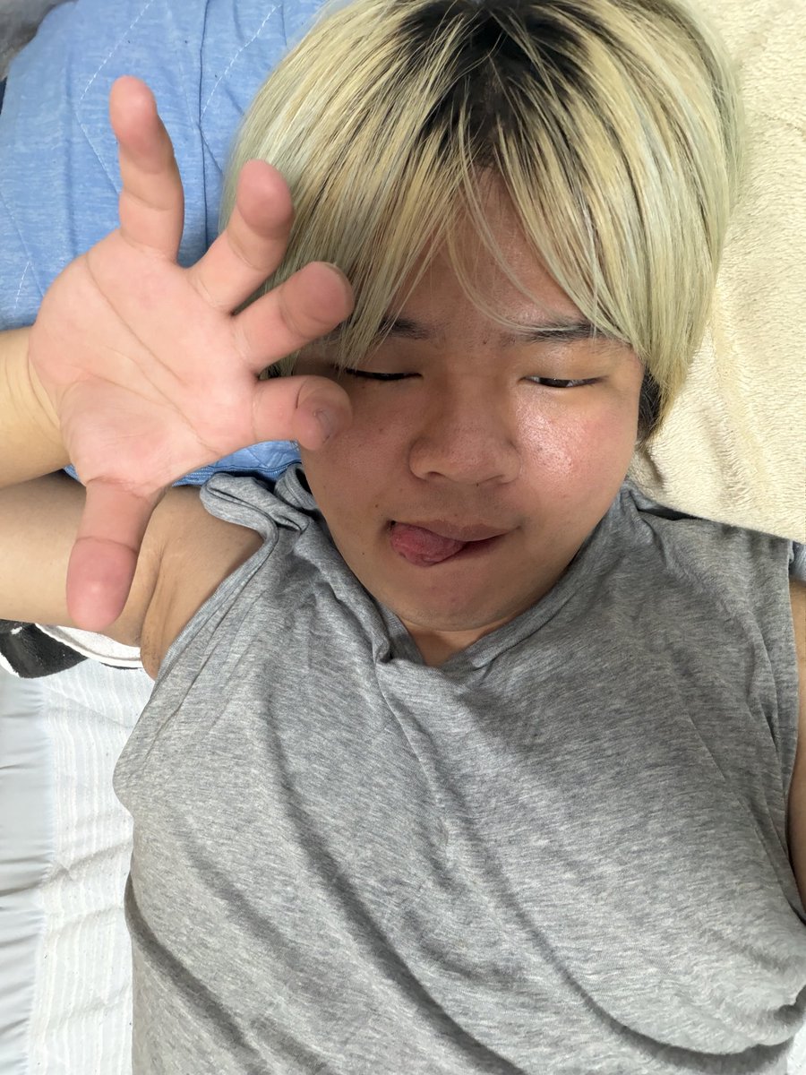gx40662's tweet photo. ガオーベロ出ししたよ(*^^*) https://t.co/cQFCwYxr5G