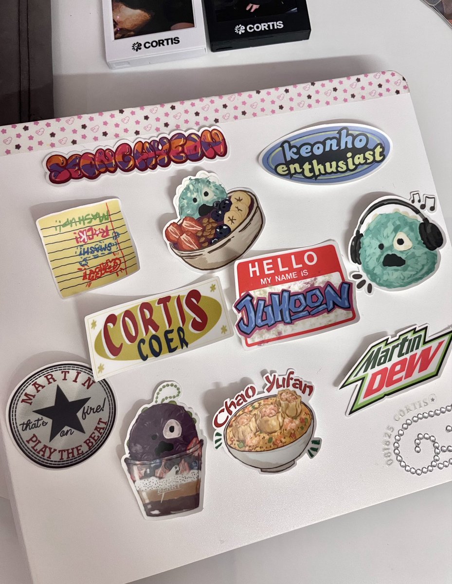 cotljriz's tweet photo. mail from @JeiaaG ~ thank you for these beautiful and vv pinoy cortis stickers!! ang witty talaga ng chao(yu)fan and martin dew 😭 bili narin po kayooo <3 https://t.co/B7OACh5Sob
