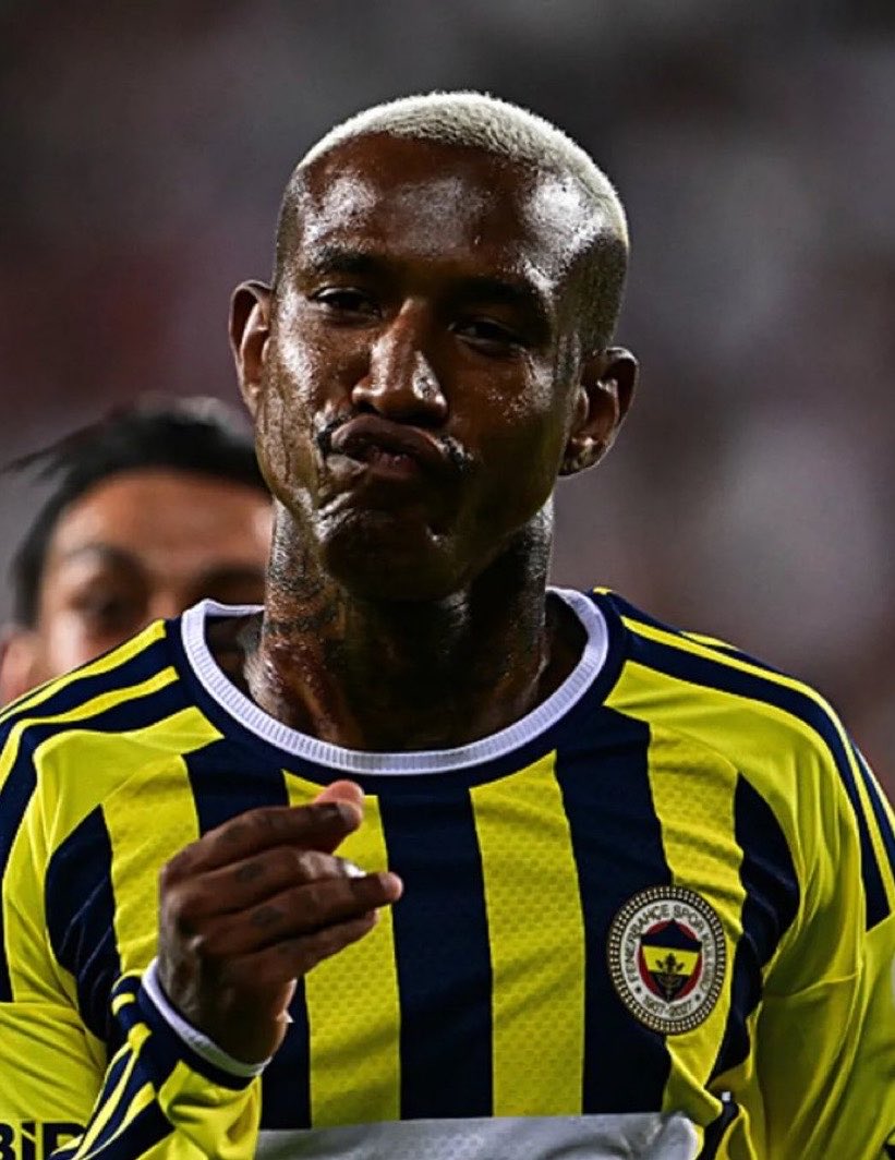 SaracogluSports's tweet photo. Talisca'yı gönderip Semedo'yu takımda tutmak Fenerbahçe'nin transfer döneminde verdiği en kötü karardı. https://t.co/Iqq0GIEKnP