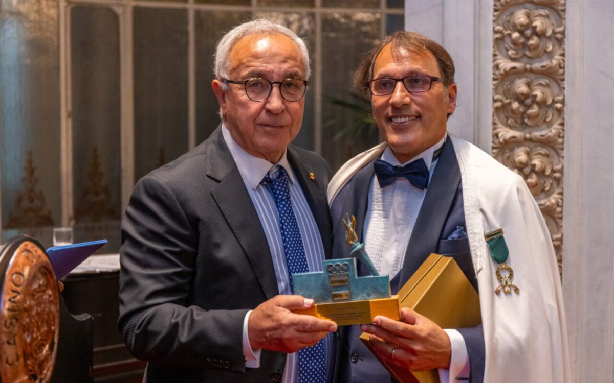 cijmmedgames's tweet photo. COE ๐ช๐ธ President Alejandro Blanco honoured for humanistic leadership and contribution to Sports Diplomacy โ
๐ https://t.co/eVkmYLAQKZ
#CIJM #ICMG #medgames #SeaUnitesUsAll #playtrue https://t.co/ItCs6zrZV2