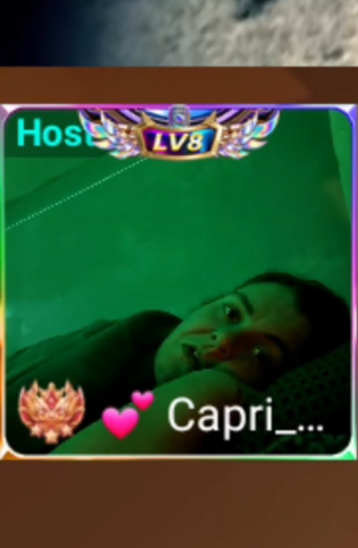 Capri_cheater89's tweet photo. Fat pig cheating_Capri_Love on bigo live https://t.co/QfKtzDfs8X