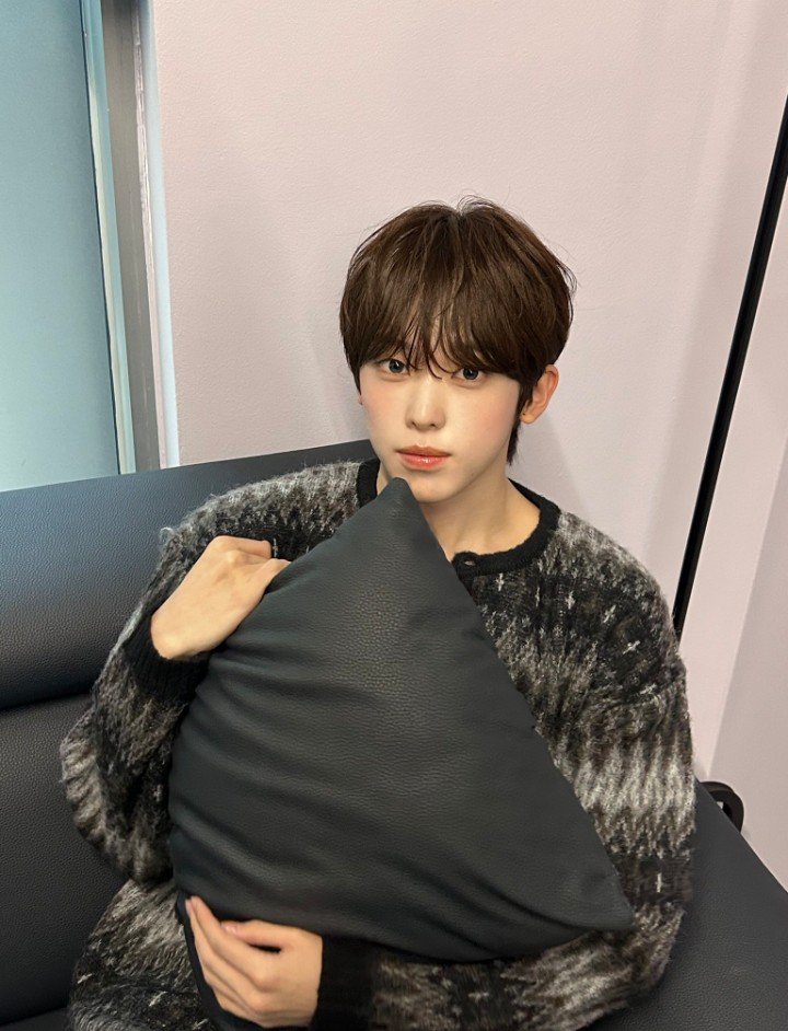 thagikn0fj's tweet photo. #idntt #아이덴티티 #YangGyungHo #양경호 #itsnotover #id19 https://t.co/KP3efbk4Yr