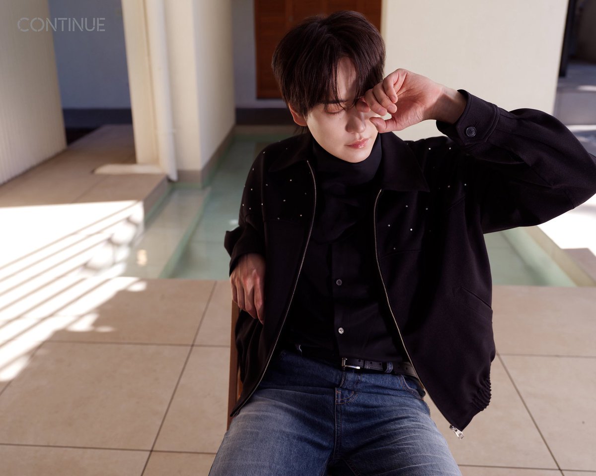 i88x84's tweet photo. 하씨 잘생겼어 https://t.co/FJG2nUxCNU