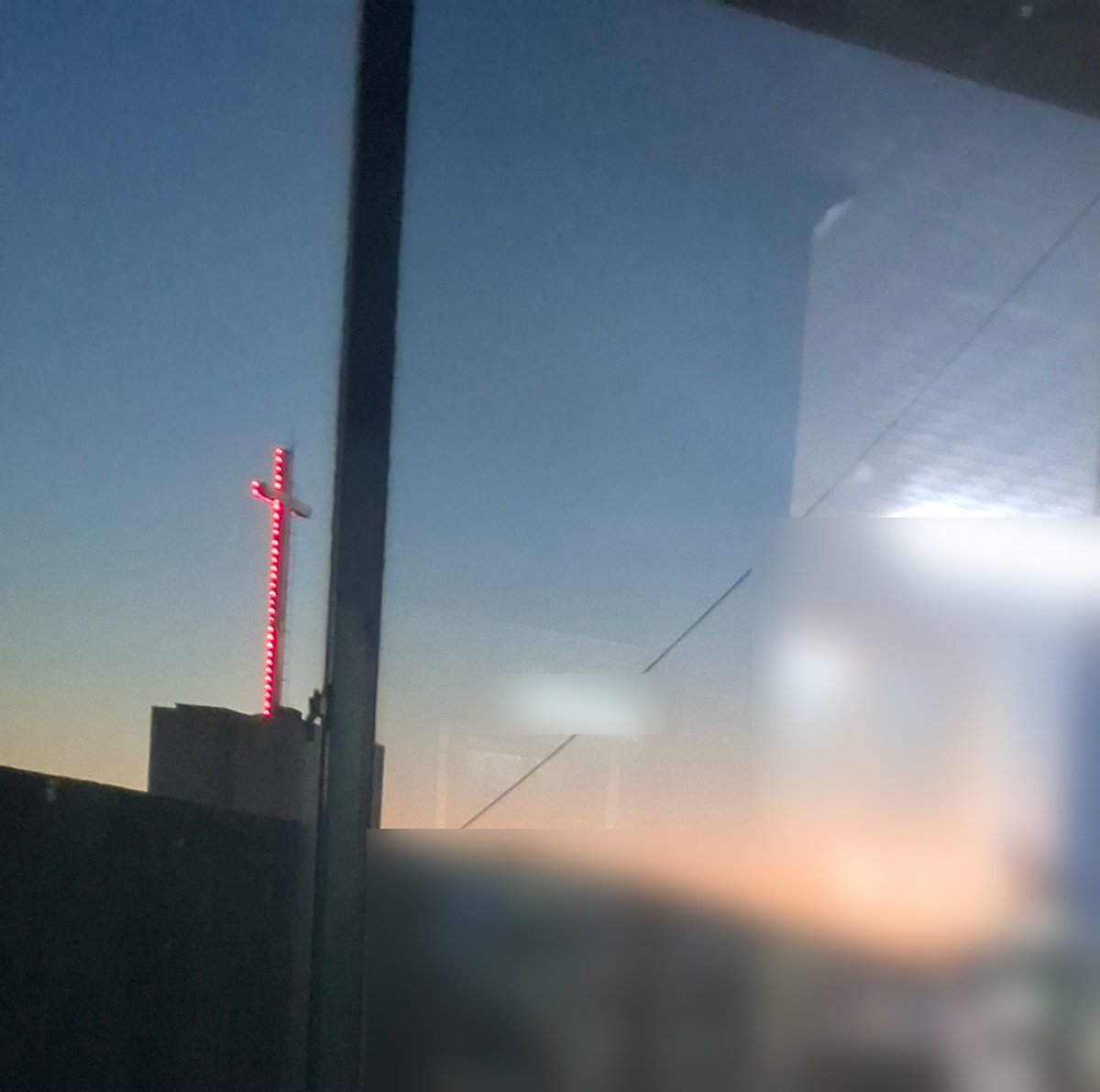 Eyonde793's tweet photo. I hate how long ive been sleeping
Look the sun is alr setting and its hgetting  mango https://t.co/Muiqae8OAU
