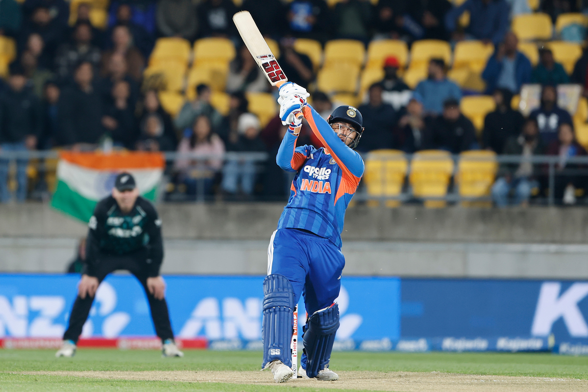 BCCI's tweet photo. A quick-fire 60 run partnership comes up between Vaibhav Sooryavanshi and Abhishek Sharma in 2.5 overs.

Live - https://t.co/zf4CnZQ8CD #NZvIND https://t.co/GbzZXJGsmj
