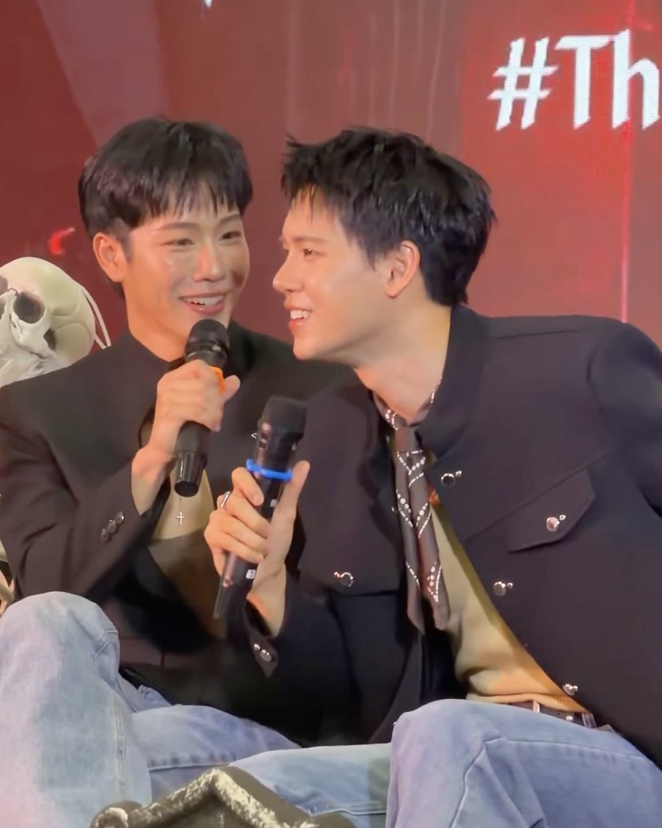 mothebestok's tweet photo. จังหวะกลั้นหายใจ จมูกบานว่ะพวก -00-

YINWAR X THE GHOST RADIO
#TheMallBangkapiXYinWar https://t.co/J3iZwCUW00